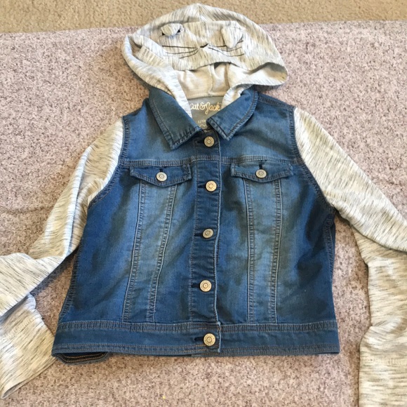 Cat & Jack Other - Girls 10/12. Cat & jack hooded jean jacket. EUC